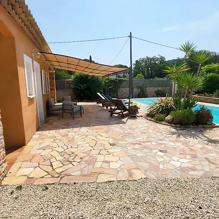 Holiday home Superbe T5 Climatisee Avec Piscine Privative Et Garage A